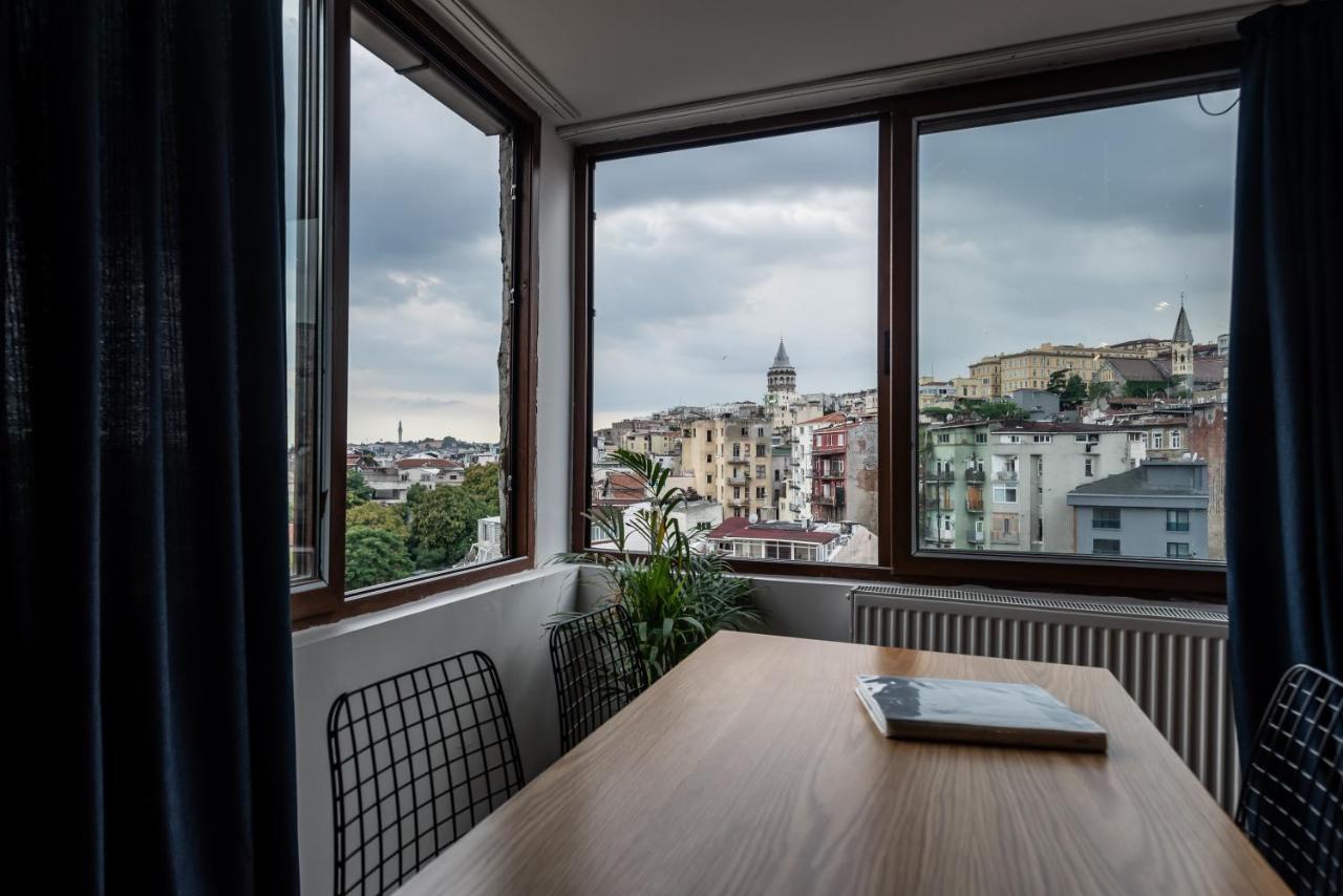 Intro Suites Istanbul Bagian luar foto