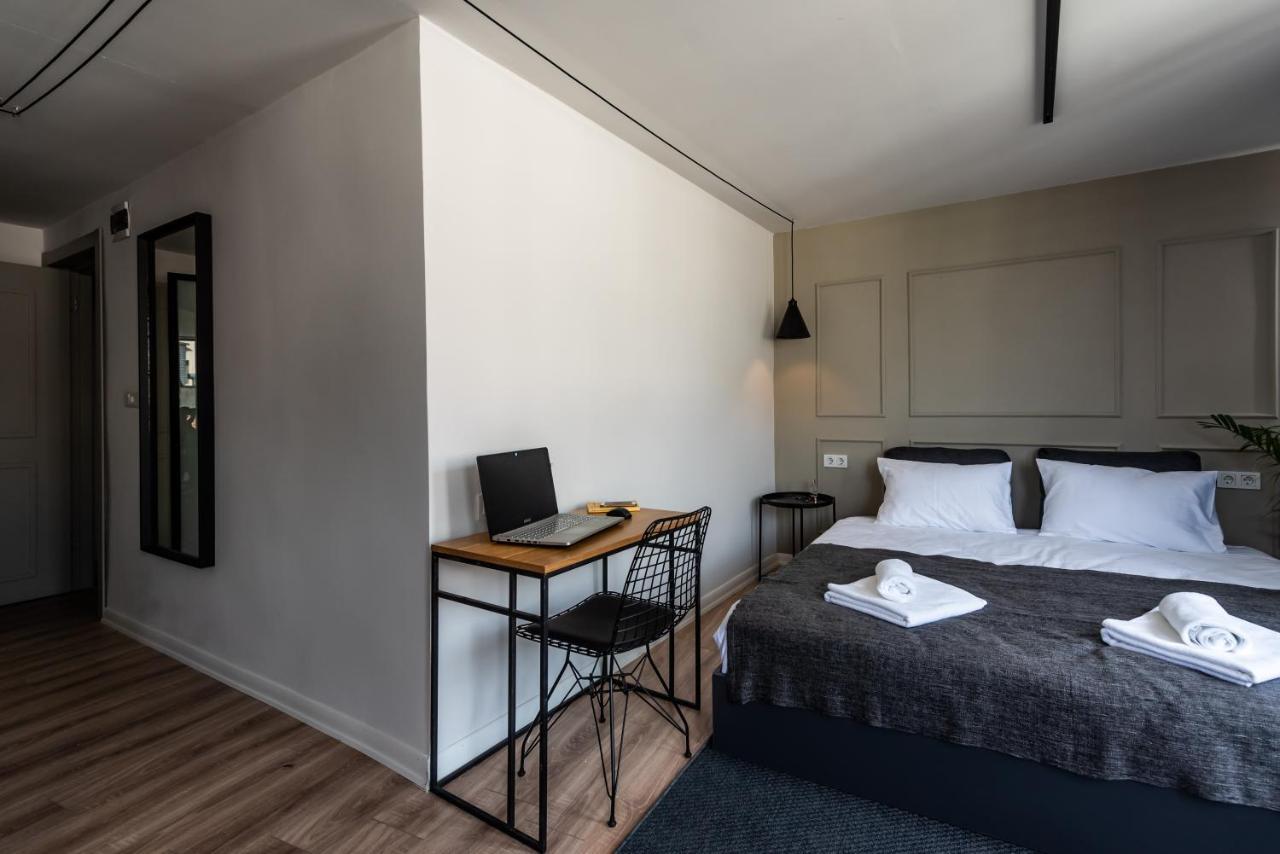 Intro Suites Istanbul Bagian luar foto