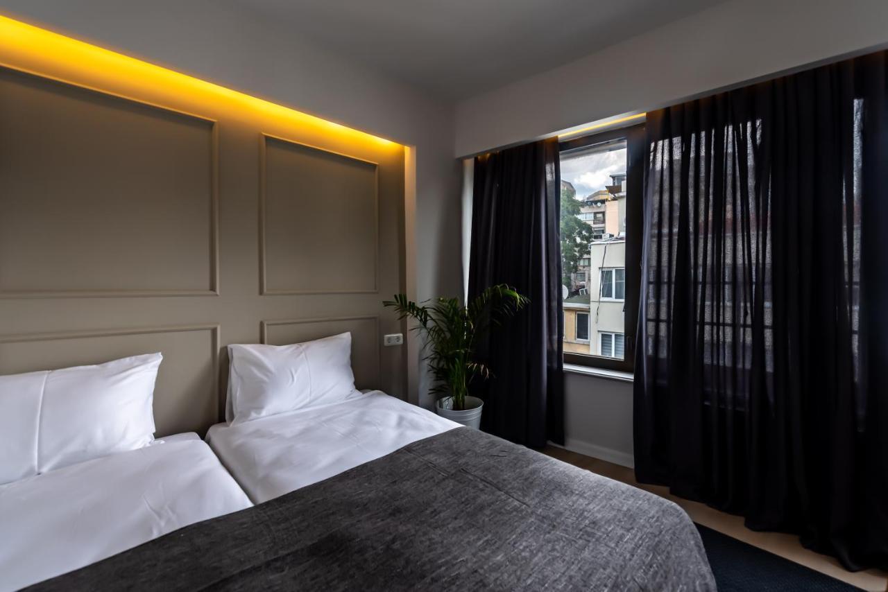 Intro Suites Istanbul Bagian luar foto